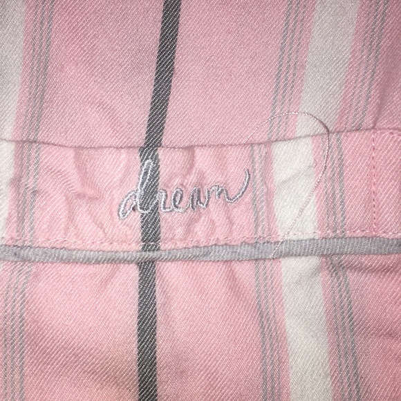 Victoria  Secret pajamas ❤️❤️💕 - Picture 6 of 7